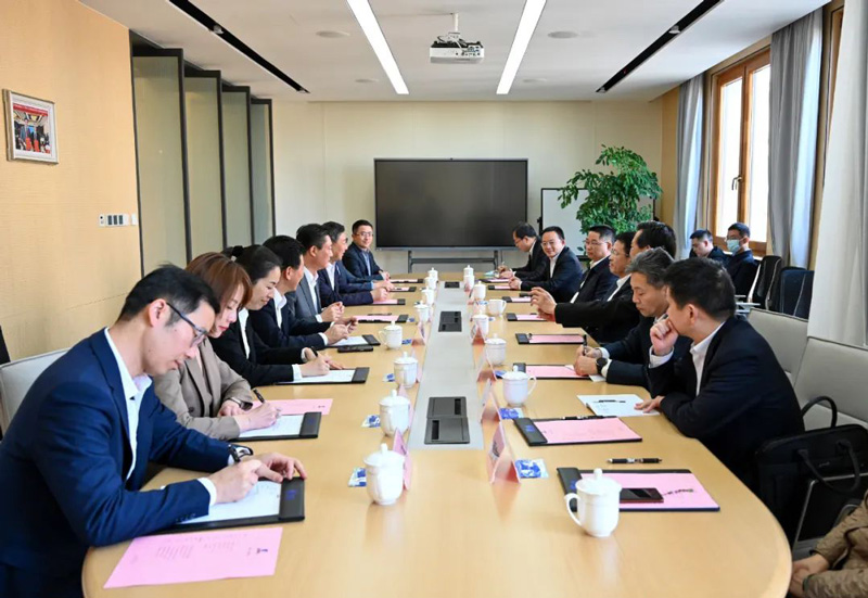 福建省副省長(zhǎng)、南平市委書記林瑞良，南平市長(zhǎng)袁超洪一行蒞臨大亞圣象